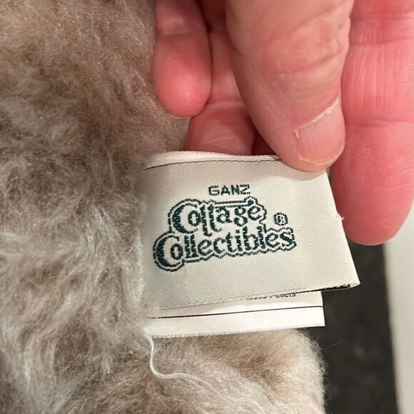 GANZ COTTAGE COLLECTIBLES - CATHARINE TREDGER - 11" DOG - SCRUFFY - Picture 7 of 11